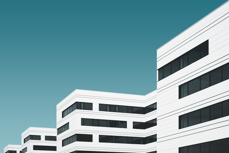 Investments in real estate for logistics centers